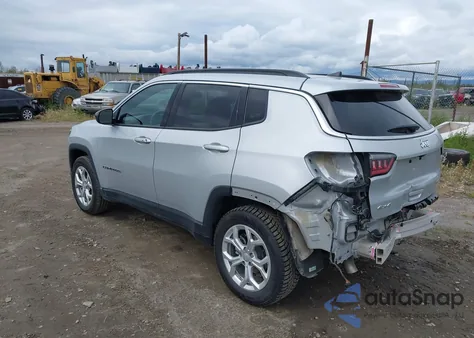 2024 Jeep Compass Latitude 4X4 из США, поврежденный, VIN 3C4NJDBN0RT117919